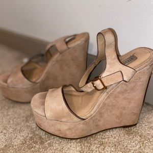 Steve Madden tan platforms heels